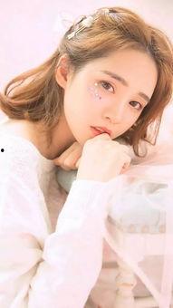 无脑吃瓜网名女生,揭秘网络红人的瓜田生活